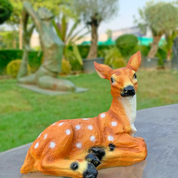 Sitting Deer Statue unlimitedgreens