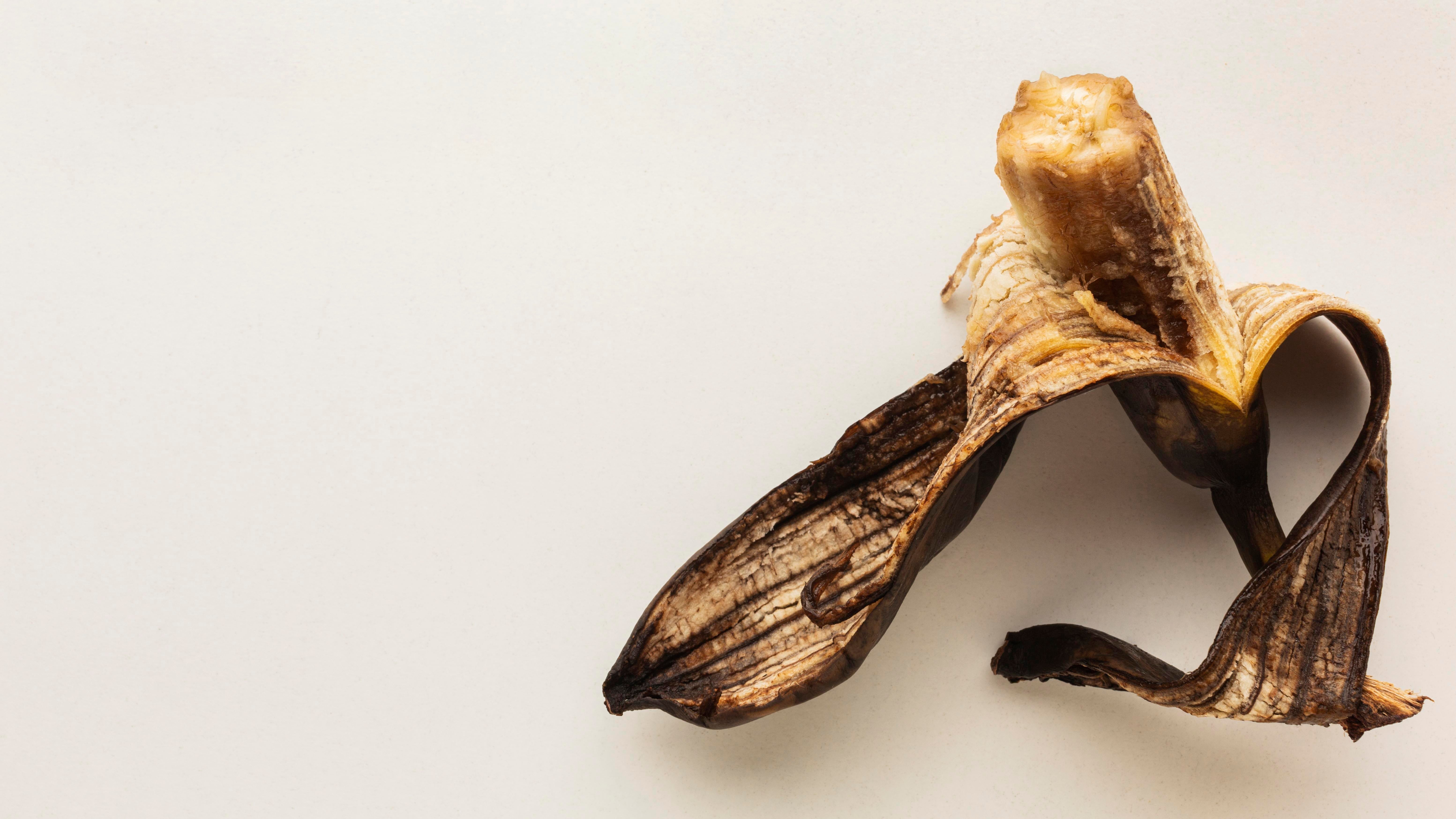 Banana Peel for Plants: Benefits, Uses & Mistakes You Must Avoid