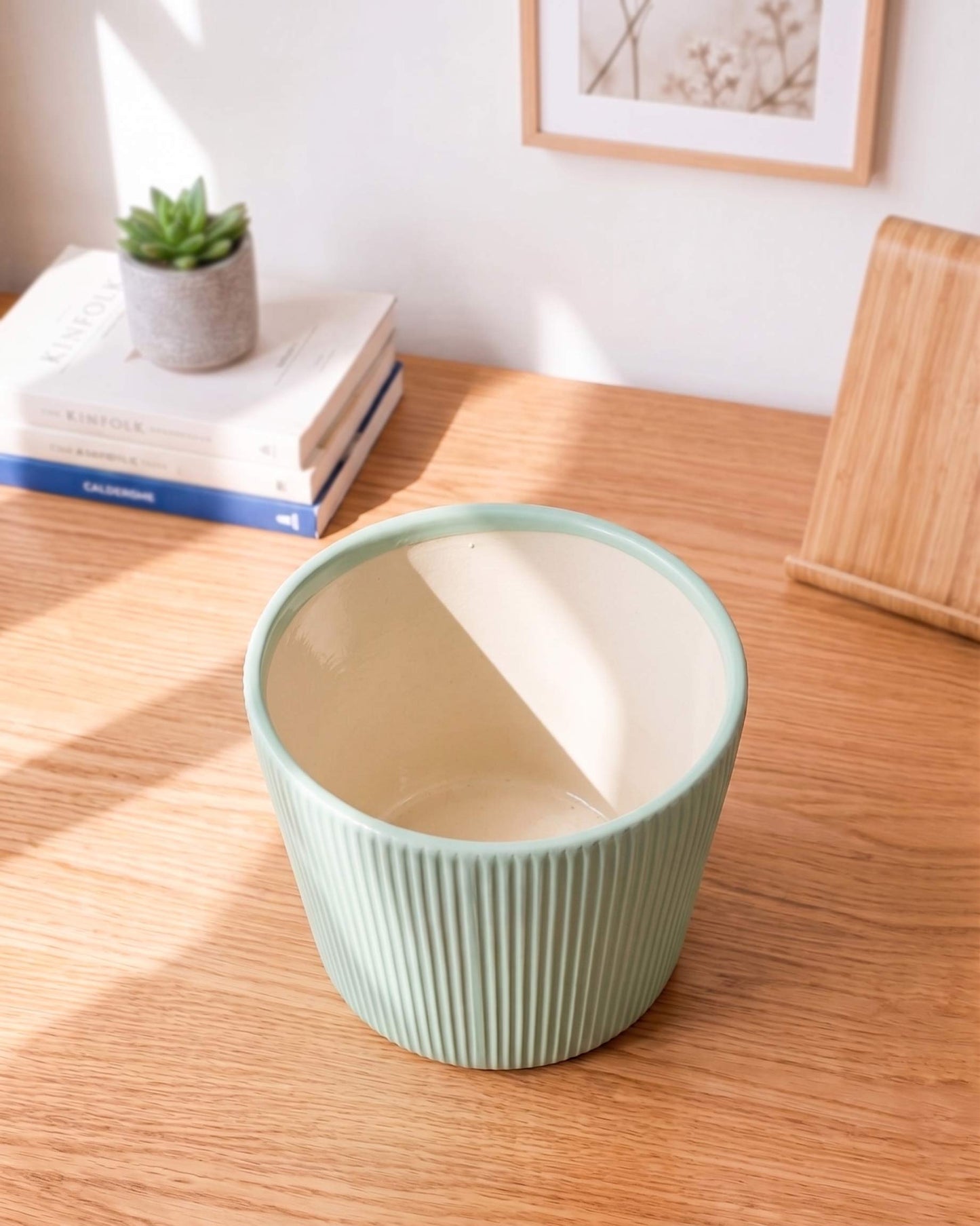 Groove Textured Frustum Ceramic Pot