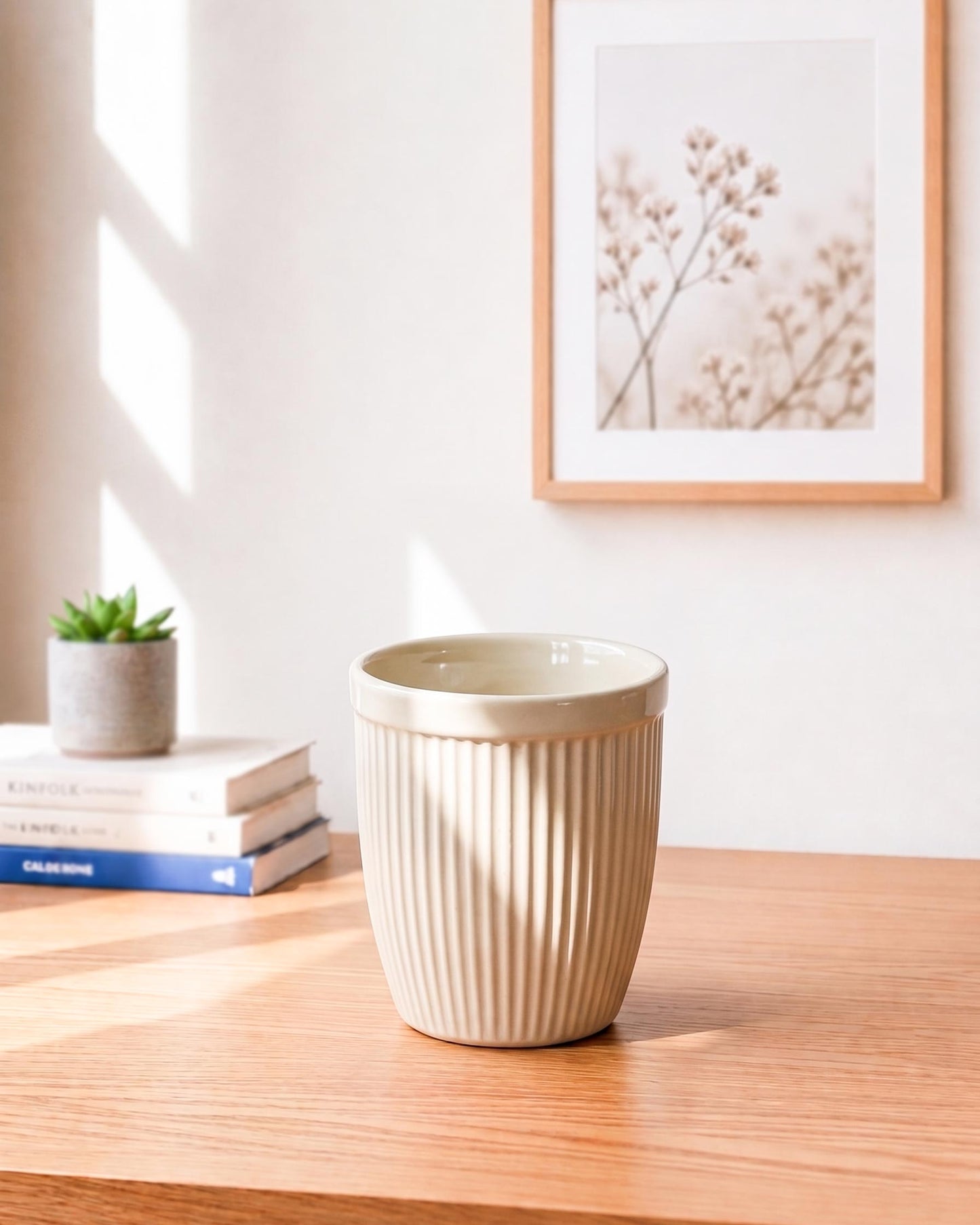 Ribbed Minimal Ceramic Pot