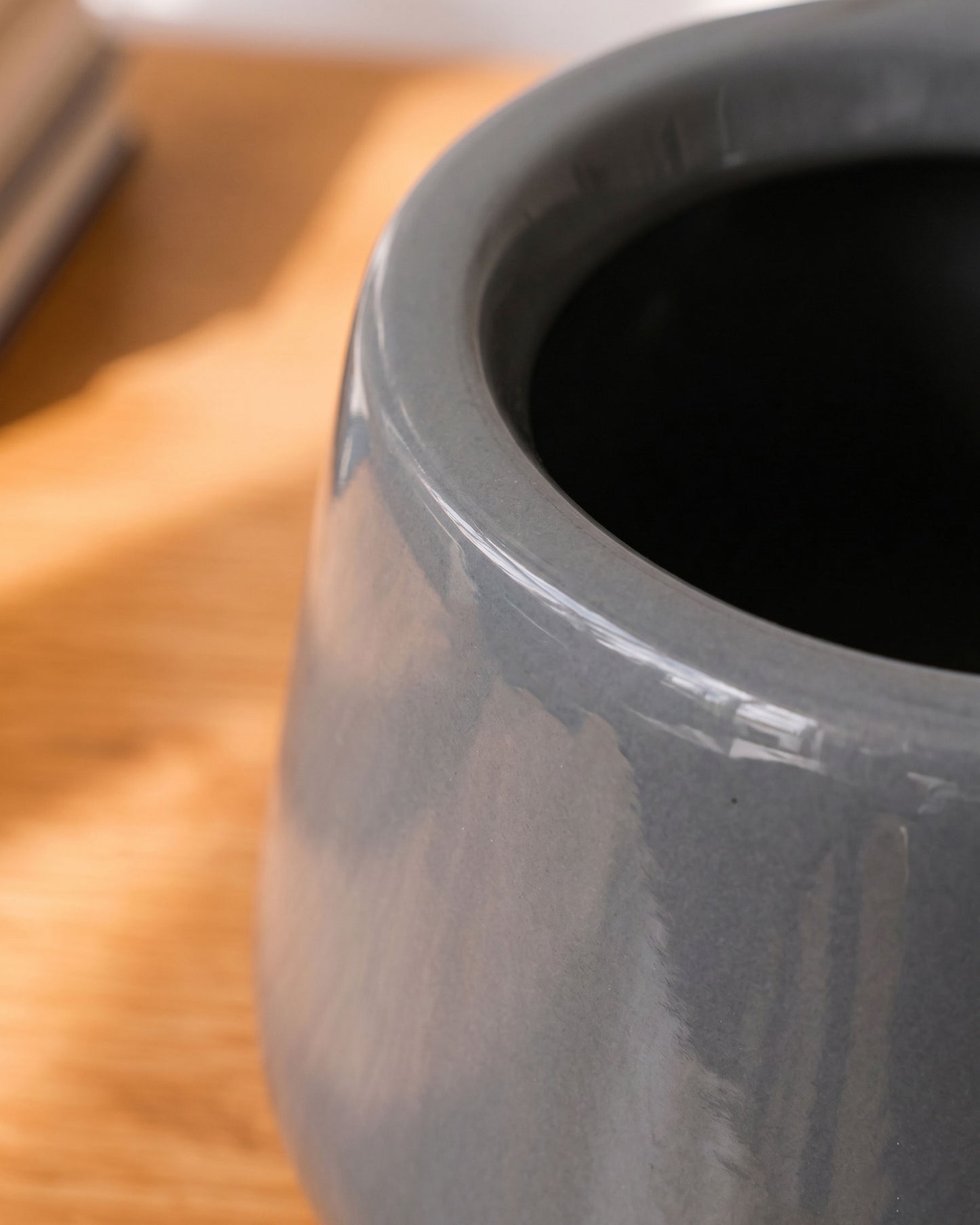 Glossy Round Ceramic Pot