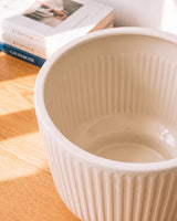 Beige ceramic planter (large)